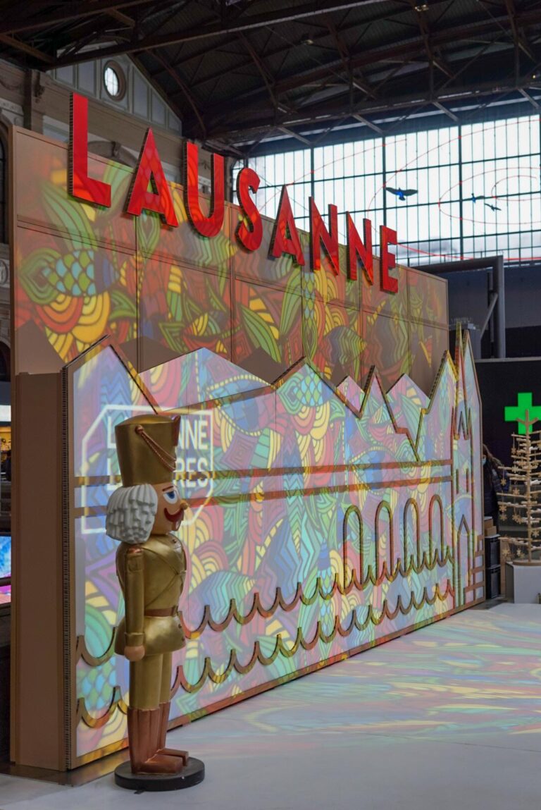 Cloison ECOPANEL, PLV, mobilier et stand d’exposition en carton recyclé et recyclable, naturel, biodégradable, durable, écologique, construction respectueuse de l'environnement avec une réduction d’émission de CO2 considérable, avantageux en termes d'empreinte écologique, solution légère, facile à monter et à transporter, un geste pour la planète, une image éco-responsable, innovante et moderne, en accord avec les valeurs écologiques, non à la pollution en plastique